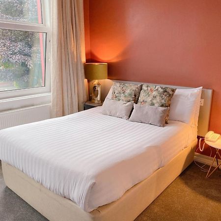 Rose Lodge Guest House Cork Exteriör bild