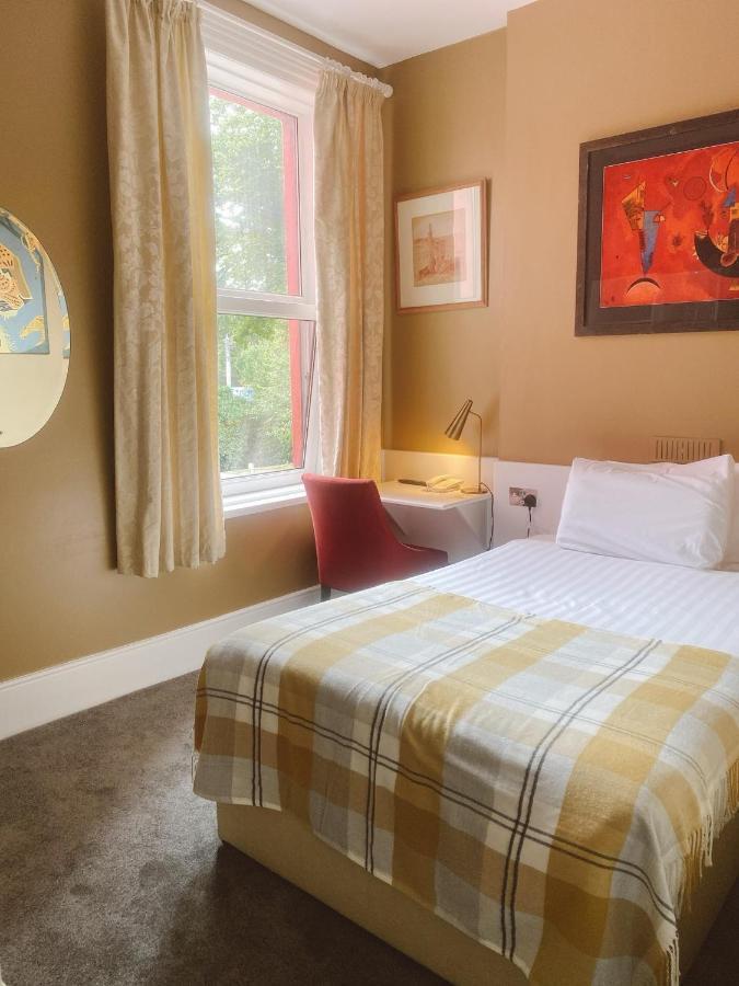 Rose Lodge Guest House Cork Exteriör bild